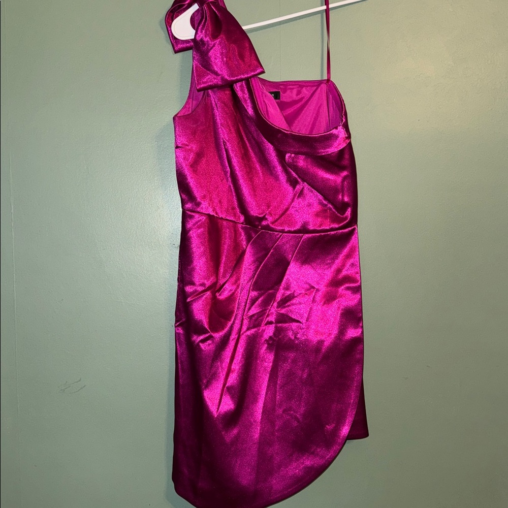 Aidan Mattox US 14 Magenta One Shoulder Bow Dress